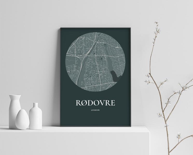 Rødovre Plakat - Rundt kort i skovgrøn 60x84 cm